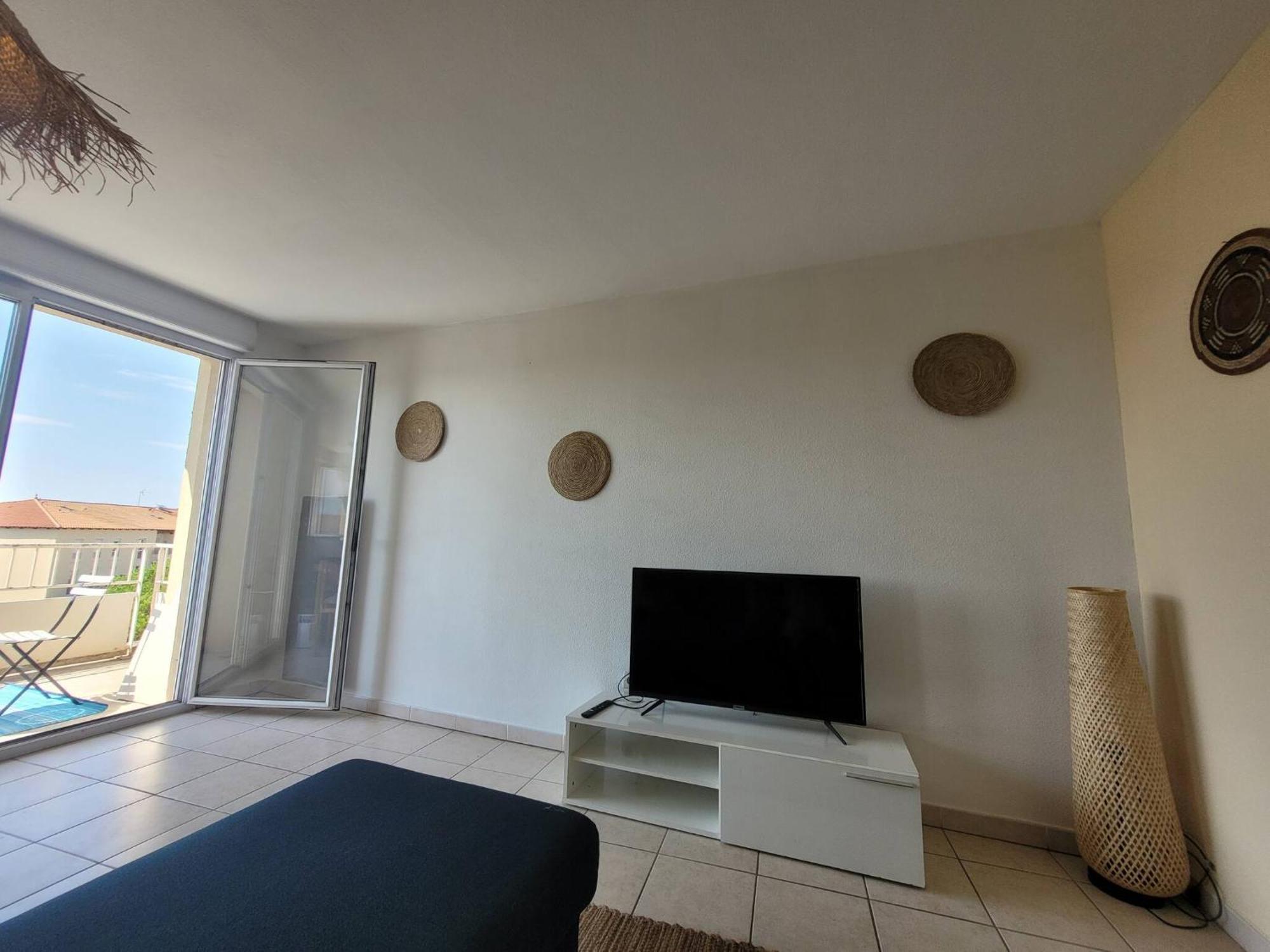Apartmán Le Jardin D'Hugo Lattes Exteriér fotografie